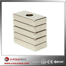 Модный магнит неодимовый куб / N45 NdFeB магнитный блок F20x10x20mm Отверстие: 10мм / дешевый магнит неодимовый куб Китай